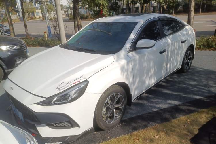 Used MG 5 2023 180 DVVT CVT Fashion Edition
