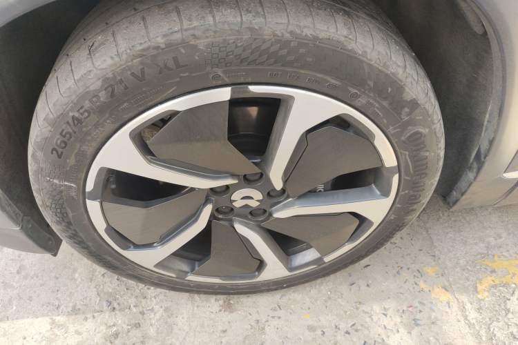 Used Nio ES8 2020 415 km Signature Edition 6-Seater Version
