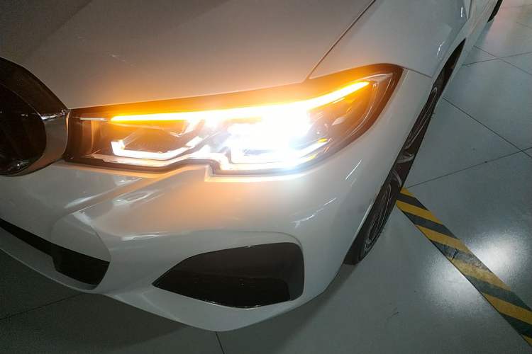 Used BMW 3 Series 2021 Restyled 325Li M Sport Package
