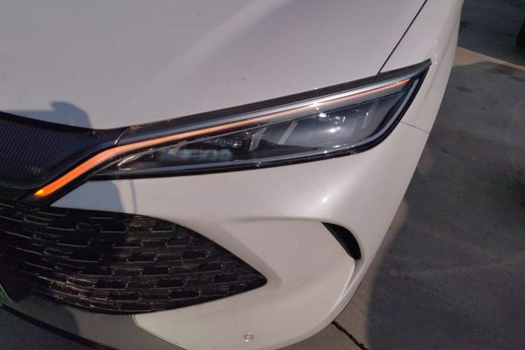 Used BYD Song L DM-i 2025 Intelligent Driving Version 112 km Beyond-Range Type