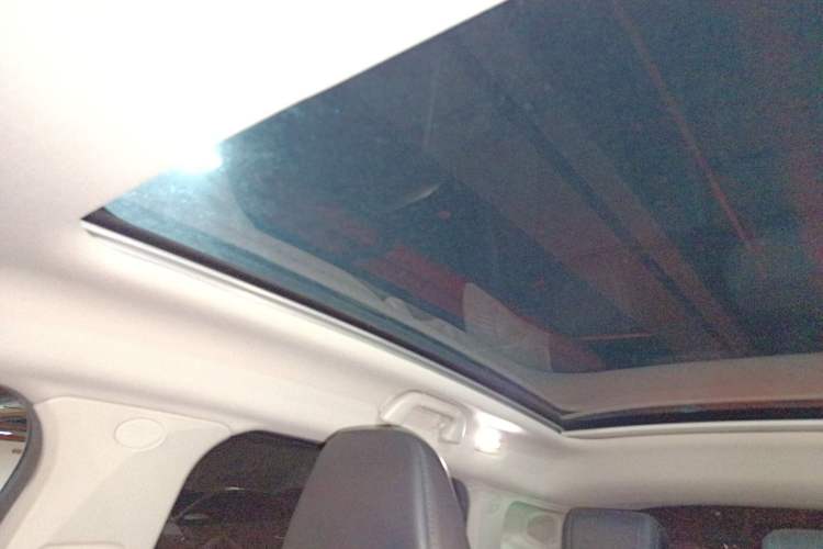 Used Wey VV5 2017 2.0T Ultra-Luxury Version
