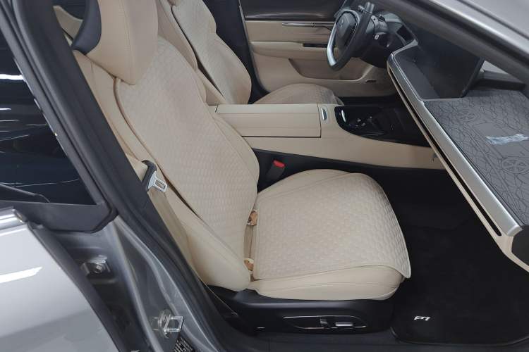 Used XPeng P7 2020 670N
