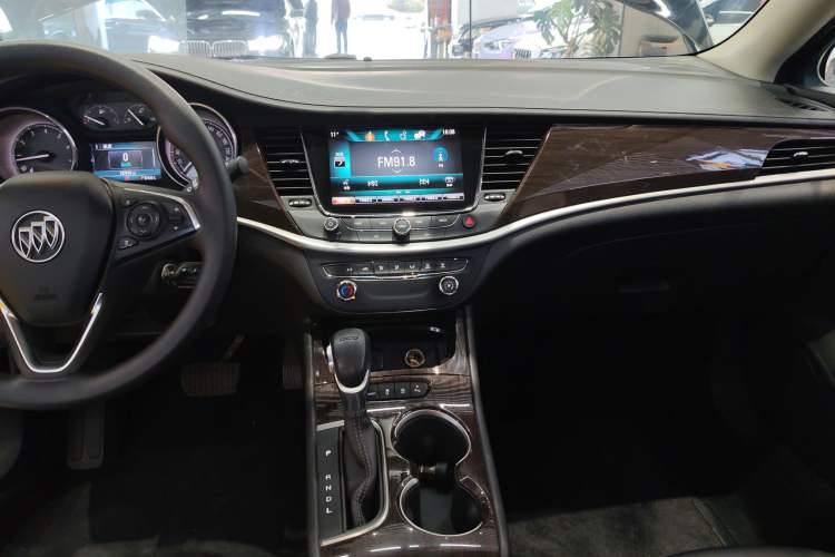 Used Buick Verano 2019 Sedan 20T Dual-Clutch Leading Model