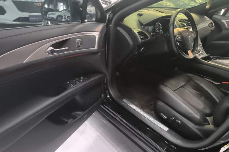 Used Lincoln MKZ 2019 2.0T Luxury Edition China VI Standard