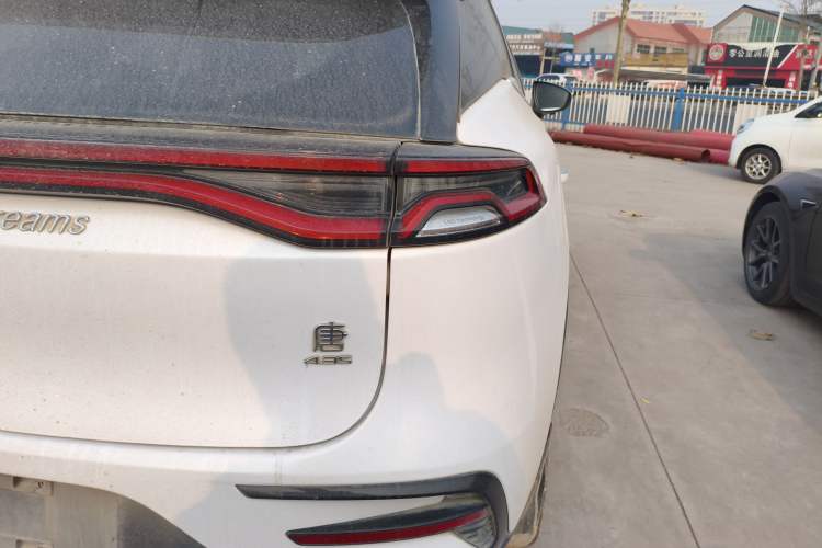 Used BYD Tang New Energy 2021 DM 2.0T Four-Wheel Drive High-Performance Flagship Model
