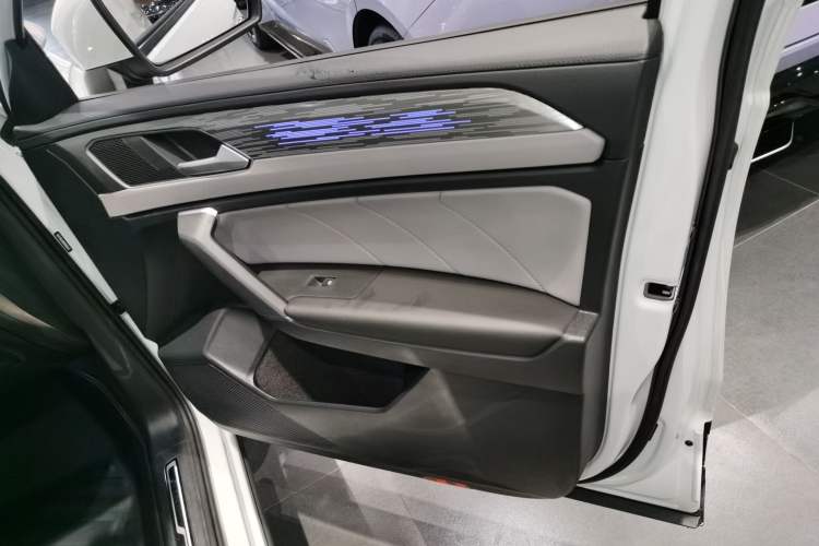 Used Volkswagen Tayron 2023 Revised Version 380TSI All-Wheel Drive R-Line High-Energy Edition