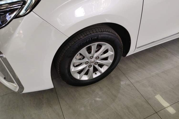 Used Buick GL8 2018 ES 28T Comfort Model China VI Standard