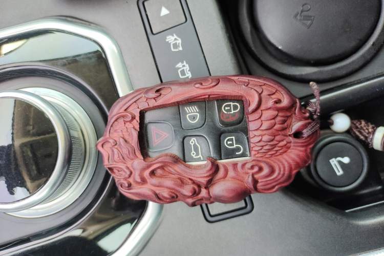 Used Land Rover Range Rover Evoque 2015 2.0T 5-Door Ignite Edition
