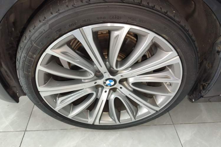 Used BMW 7 Series 2019 Restyled 740Li Leading Luxury Package
