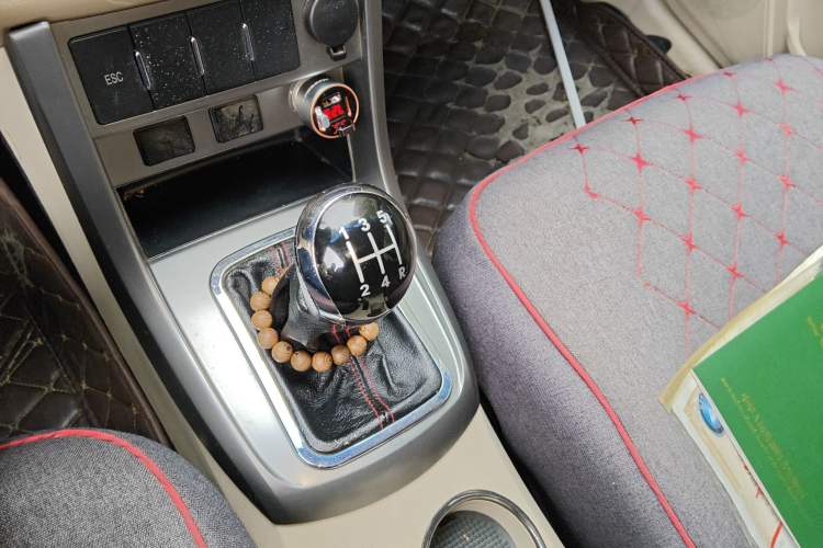 Used Geely Auto Classic Emgrand 2013 Sedan 1.8L Manual Luxury Model
