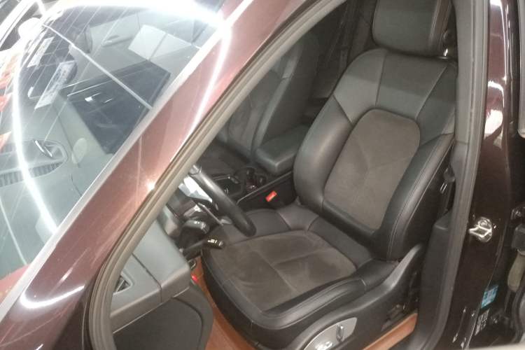 Used Porsche Macan 2018 Macan 2.0T
