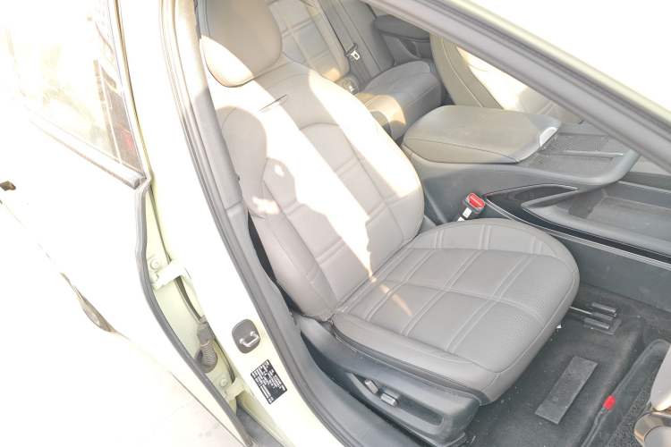 Used Hongqi EH7 2024 690 Pro
