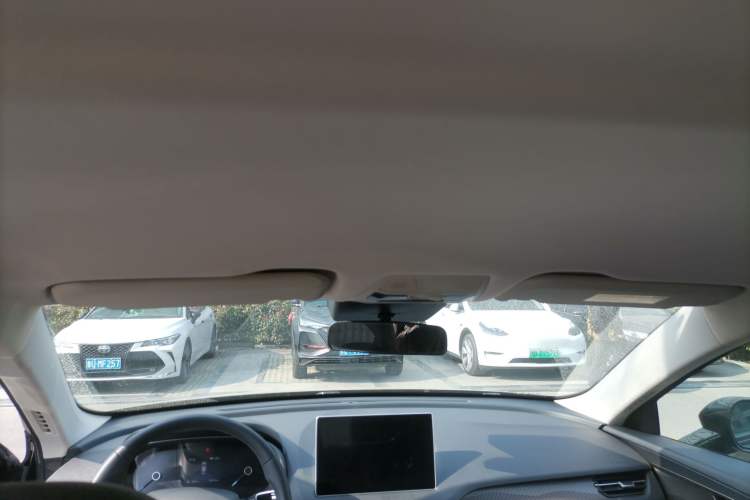 Used Hongqi E-QM5 2023 Revised Version Basic Travel Edition
