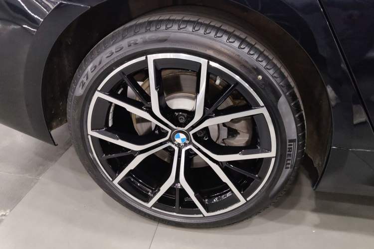 Used BMW 5 Series 2022 Second Facelift 530Li Luxury Version M Sport Package
