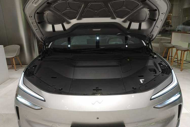 Used ONVO L60 2024 60 kWh Rear-Drive Version
