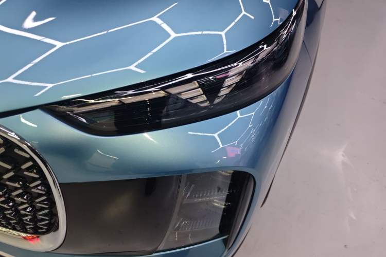 Used Chery Tiggo 8 PLUS C-DM 2025 1.5T 116 km Prestige Version 5 Seats
