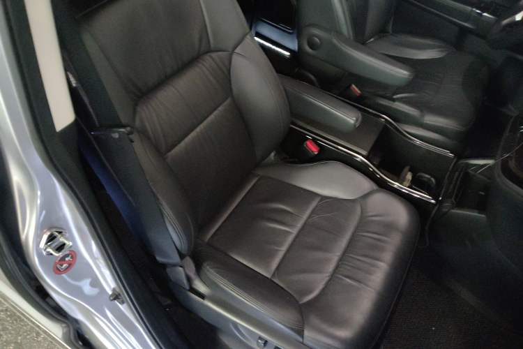 Used Honda Odyssey 2015 Updated Version 2.4L Smart Edition
