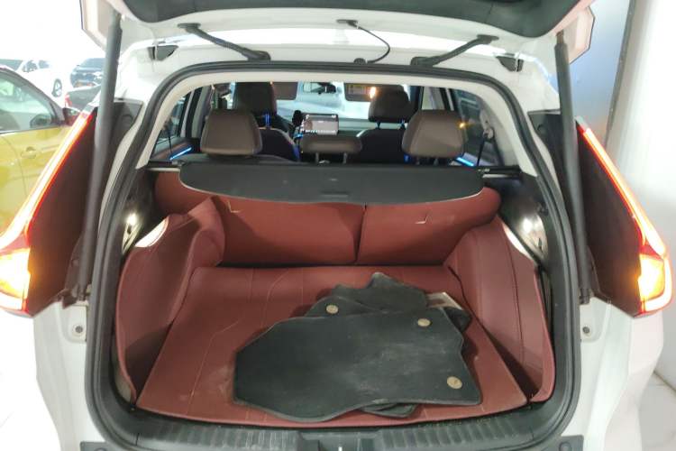 Used Honda CR-V 2023 240TURBO Two-Wheel-Drive Luxury Version 5 Seats
