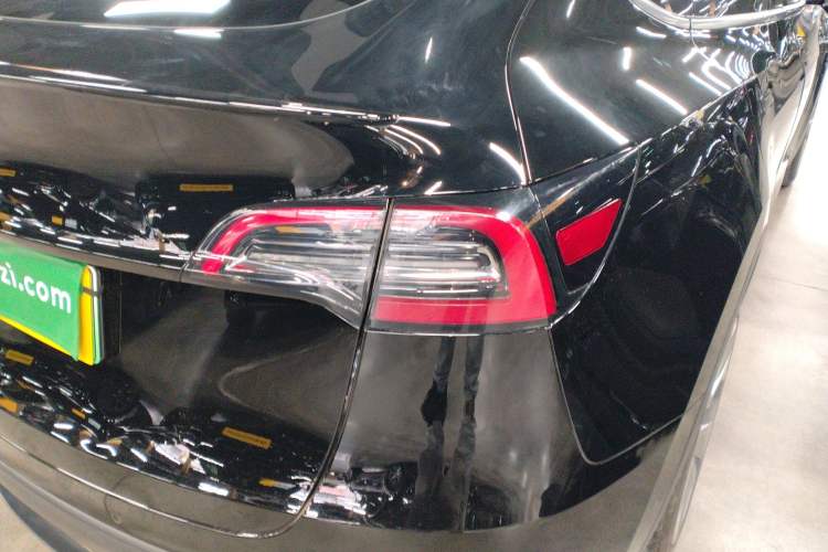 Used Tesla Model Y 2021 Standard Range Rear-Wheel Drive Version