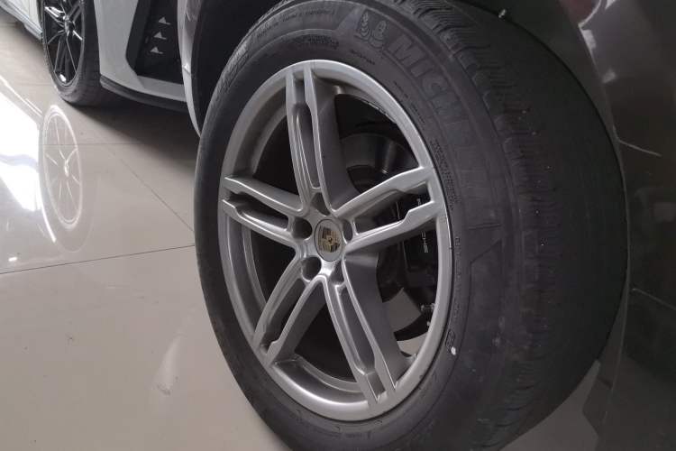 Used Porsche Macan 2014 Macan 2.0T