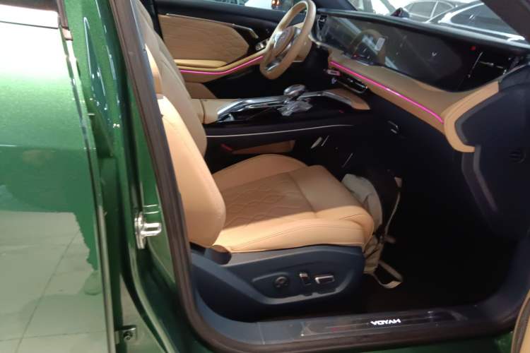 Used VOYAH FREE 2022 Four-Wheel Drive Ultra-Long Range Pure Electric Version
