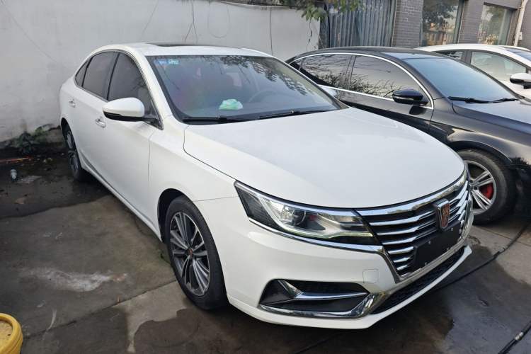 Used Roewe i6 2020 PLUS 1.6L CVT 4G Connected Glory Flagship Edition
