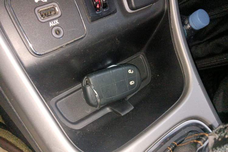 Used  Compass 2020 220T Automatic Leading Edition
