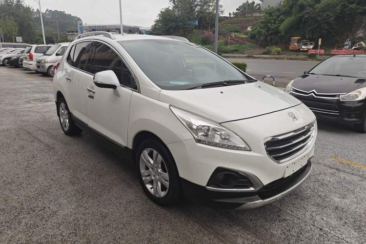 Used Peugeot 3008 2015 2.0L Automatic Classic Edition
