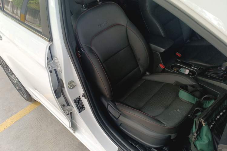 Used Hyundai Elantra 2020 1.4T Dual-Clutch Xuan Dong · Dynamic Version
