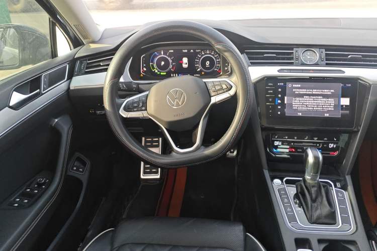 Used Volkswagen Magotan GTE Plug-in Hybrid 2022 GTE Luxury Model

