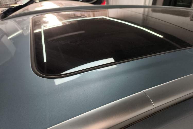 Used Livan Maple 80v PRO 2022 Comfort Edition Standard Range Version
