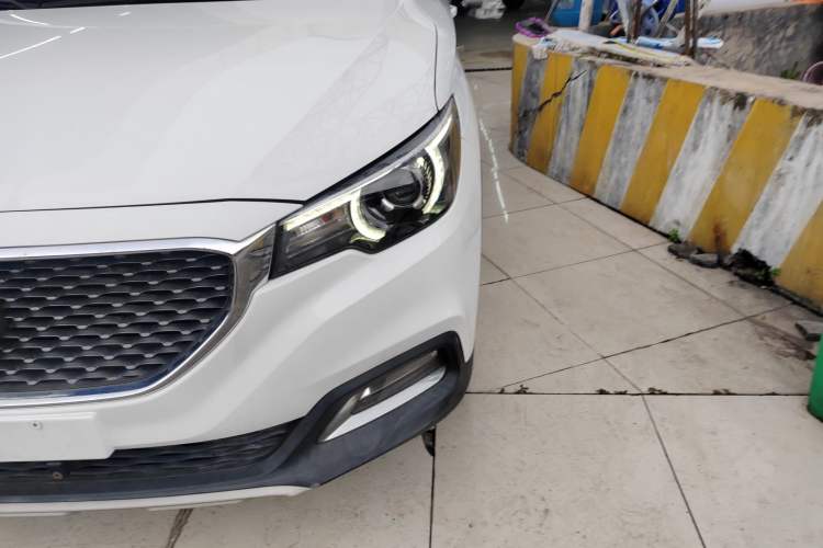 Used MG ZS 2017 1.5L Manual Luxury Edition
