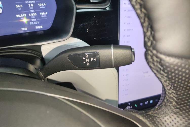 Used Tesla Model X 2019 Long-Range Version
