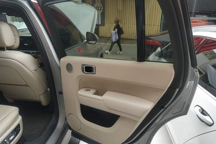 Used Li Auto L9 2022 Max model
