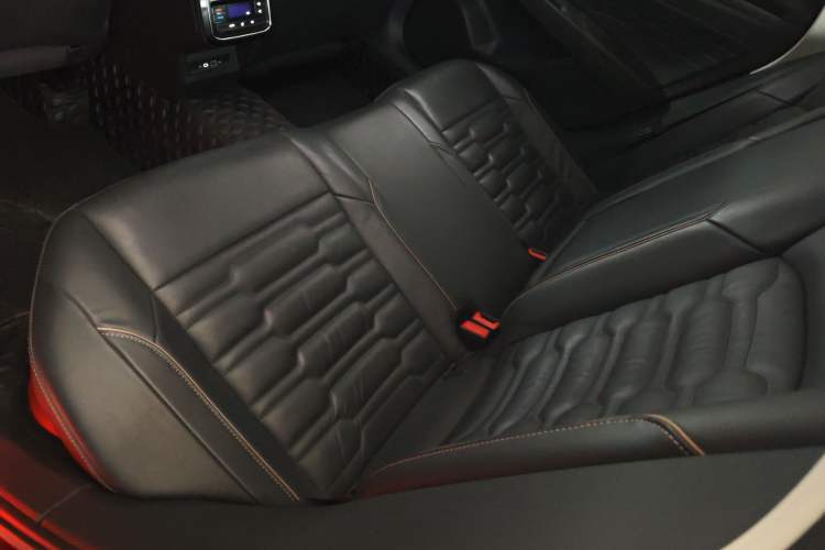 Used Volkswagen Passat 2020 330TSI Elite Edition China VI
