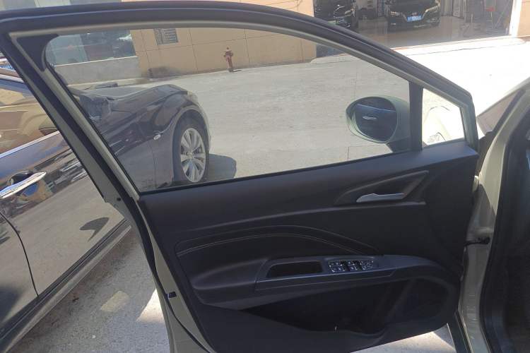 Used NETA V 2021 Long-Range Entertainment Edition Upgrade Model
