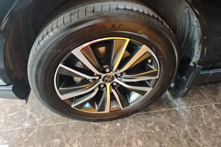 Used Toyota Harrier 2022 Dual-Engine 2.5L CVT Two-Wheel Drive Luxury Edition