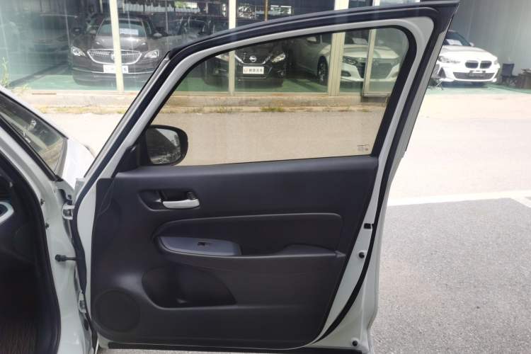 Used Honda Fit 2022 1.5L CVT Trendy Sunroof Edition
