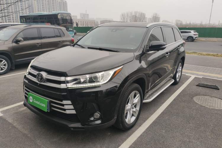 Used Toyota Highlander 2018 2.0T Four-Wheel Drive Luxury Version 7 Seats China VI Standard