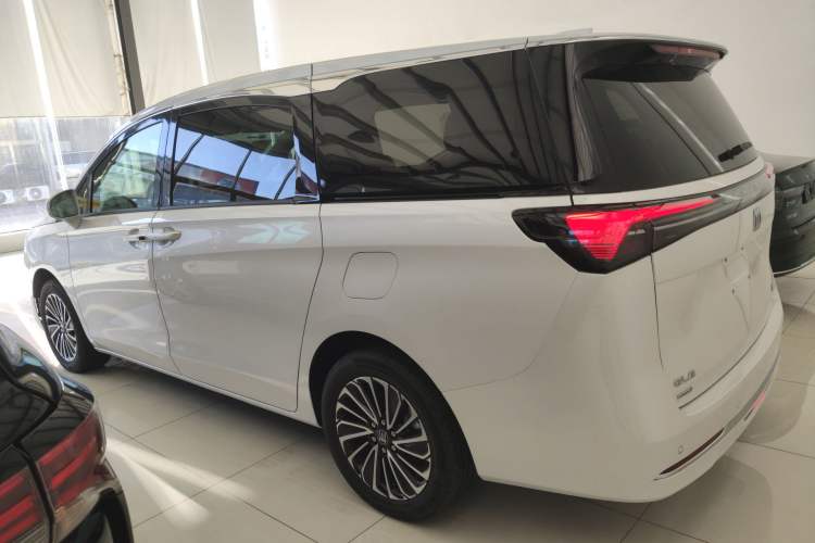 Used Buick GL8 New Energy 2025 Lu Shang Smart Enjoyment Edition 7-Seater