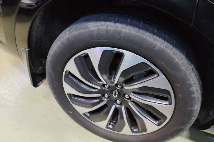 Used Hima AITO M7 2024 1.5T Rear-Drive Plus Version 5 Seats
