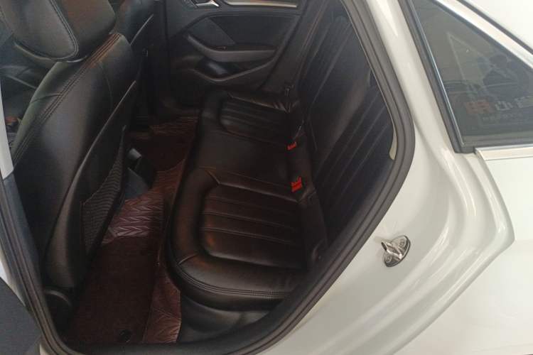 Used Audi A3 2016 Limousine 35 TFSI Prestige Edition
