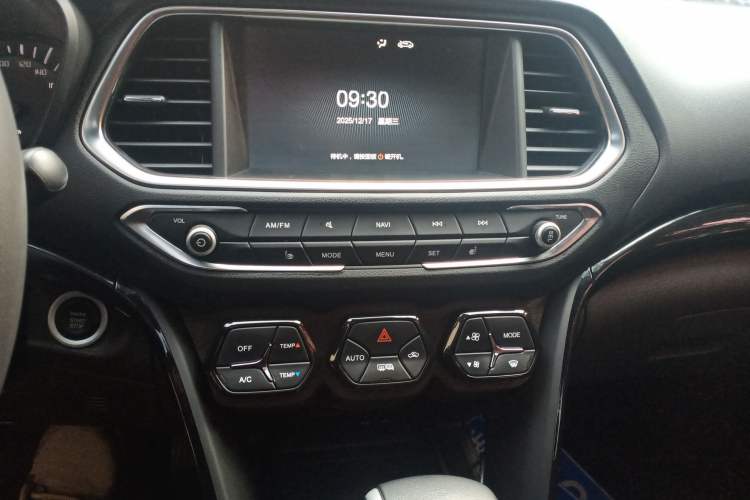 Used GAC Trumpchi GS4 2017 235T Automatic Two-Wheel Drive Luxury Smart Connectivity Version
