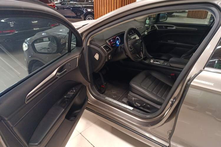 Used Ford Mondeo 2017 EcoBoost 180 Stylish Model