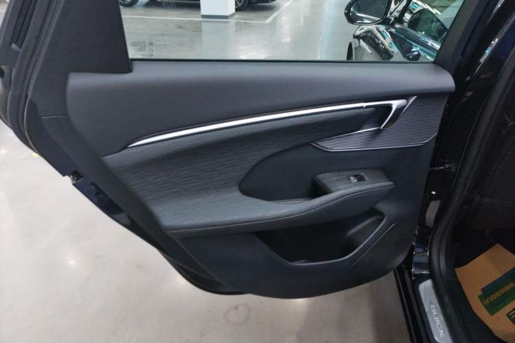 Used Buick LaCrosse 2025 28T Platinum Edition
