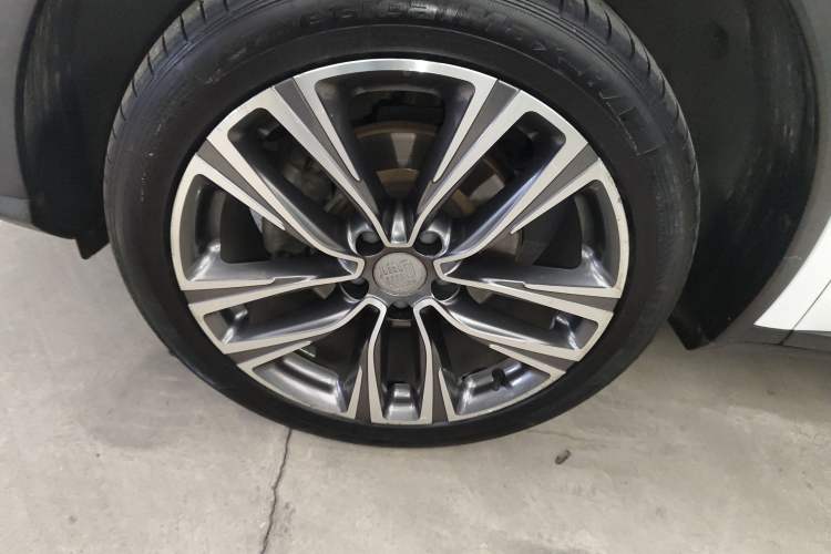 Used BYD Tang 2018 2.0T Automatic SmartConnect Prestige 7-Seater China V Standard
