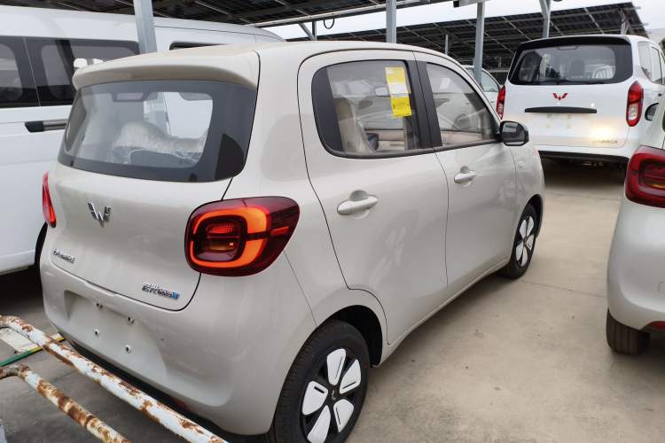 Used Wuling Hongguang MINIEV 2025 Four-Door Version Advanced Edition
