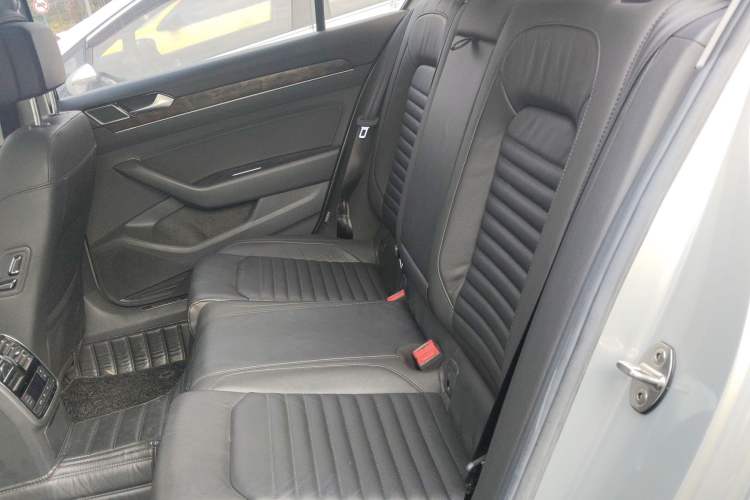 Used Volkswagen Magotan 2019 330TSI DSG Luxury Model China V Standard
