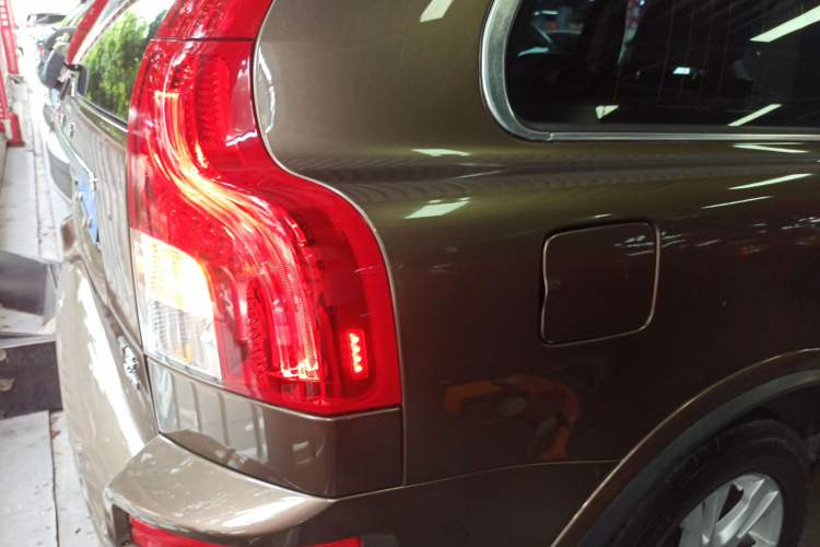 Used Volvo XC Classic 2014 T5 Luxury Edition
