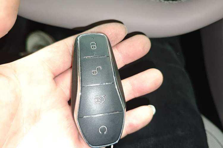 Used BYD Han 2025 DM-i Intelligent Driving Edition 125KM LiDAR Flagship Model
